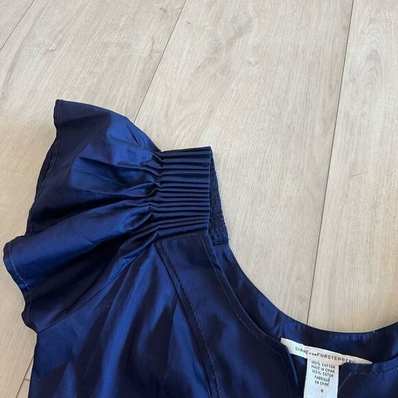 Diane Von Furstenberg top size 6 - Picture 6 of 8